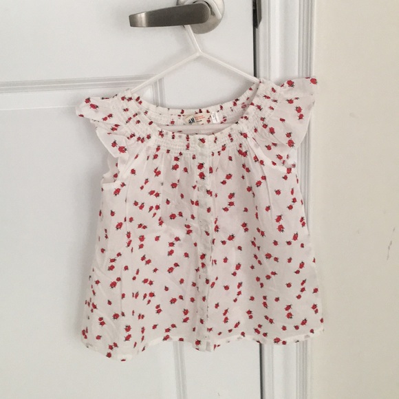 White flowy top with lady bugs - Picture 2 of 2